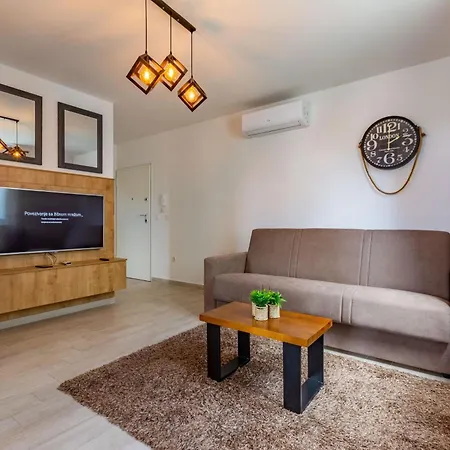 Nelly One Bedroom *