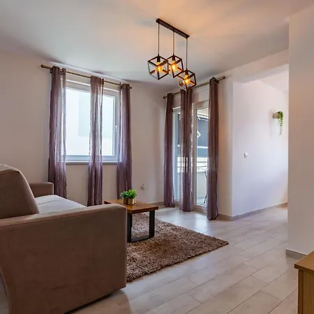 Nelly One Bedroom * Zadar