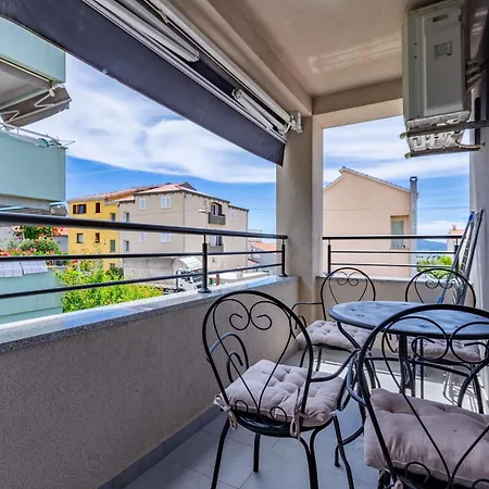 Nelly One Bedroom * Zadar